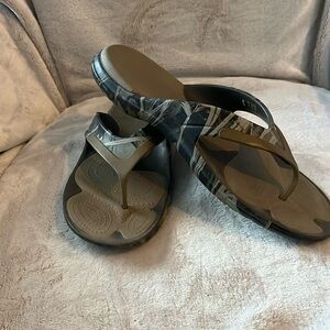 CROCS Brown and Green Camouflage Sandals